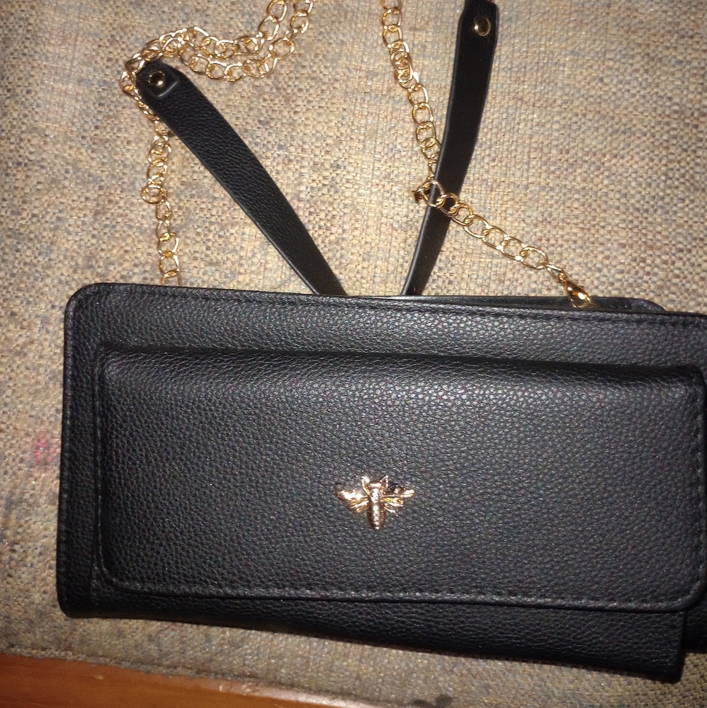 Black vegan bee hand bag